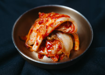 Histoire du kimchi : comment un aliment fermenté est devenu un symbole de la Corée